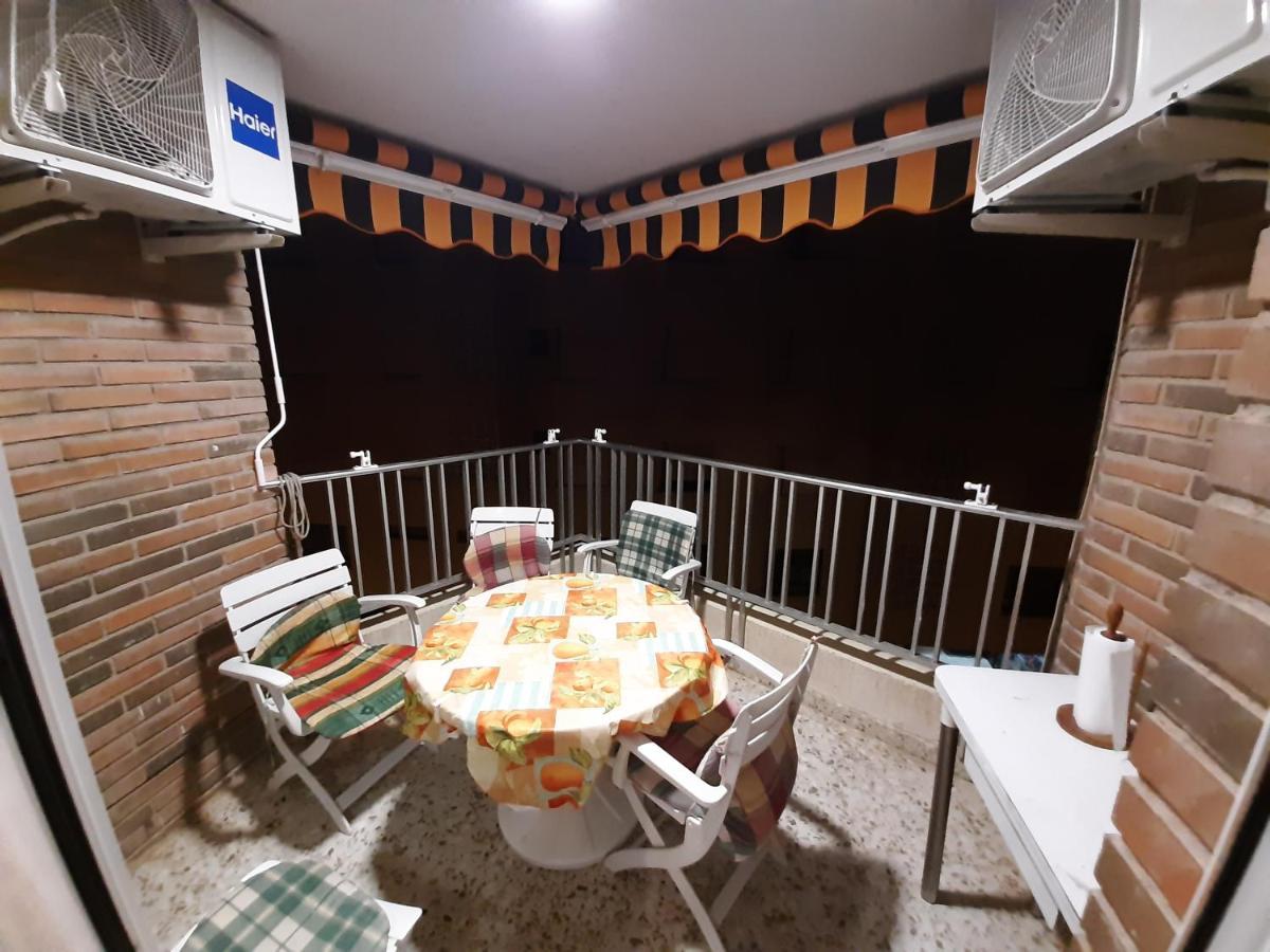 Apartamento 1A Linea Anri Torrevieja Kültér fotó