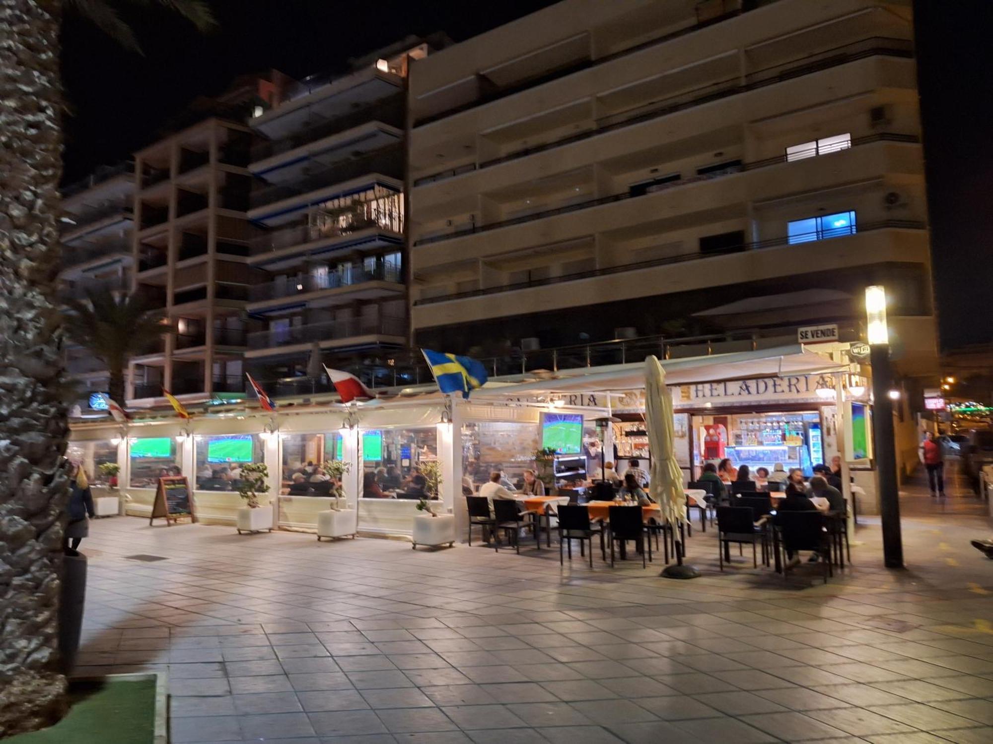 Apartamento 1A Linea Anri Torrevieja Kültér fotó