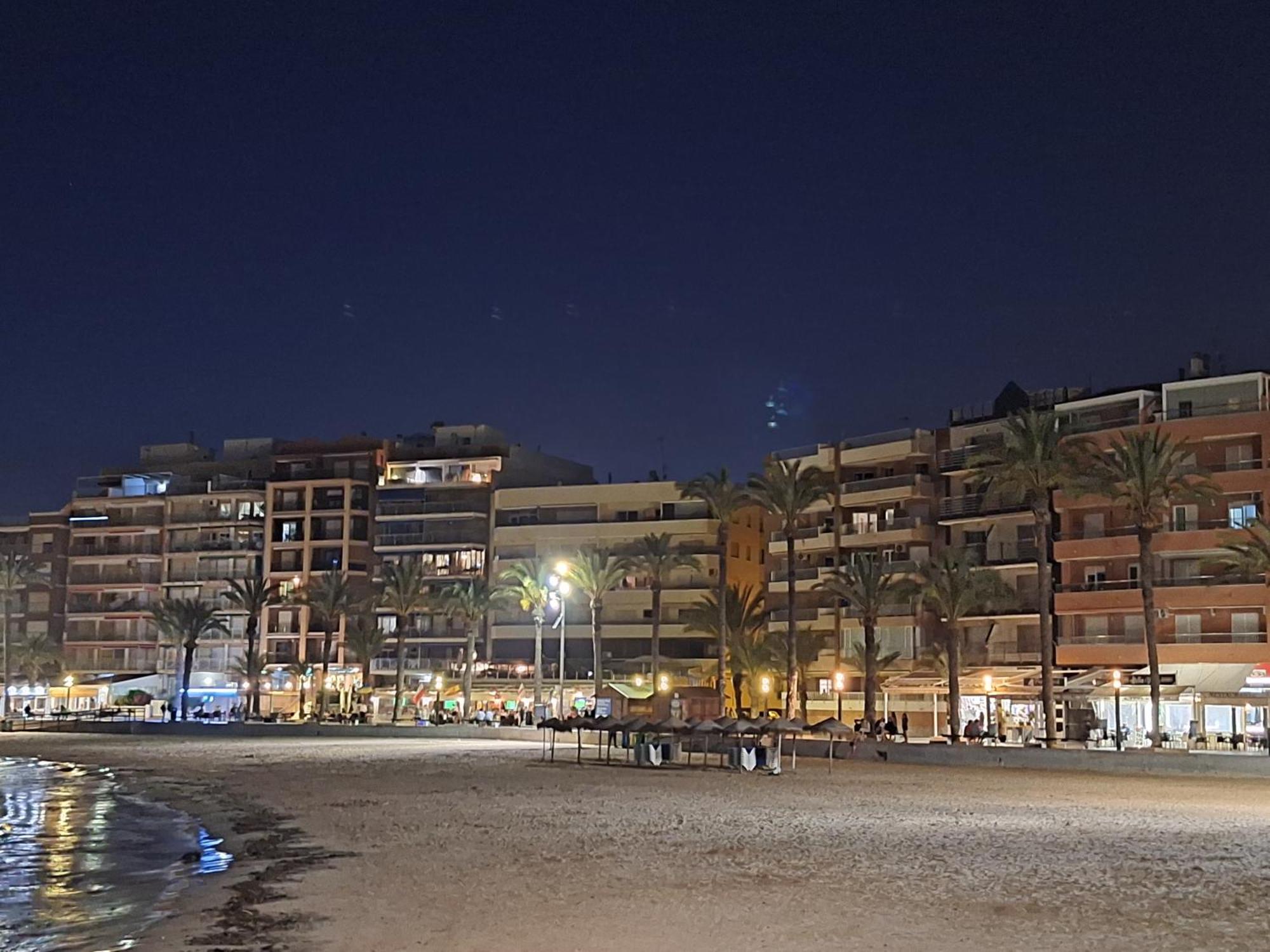 Apartamento 1A Linea Anri Torrevieja Kültér fotó