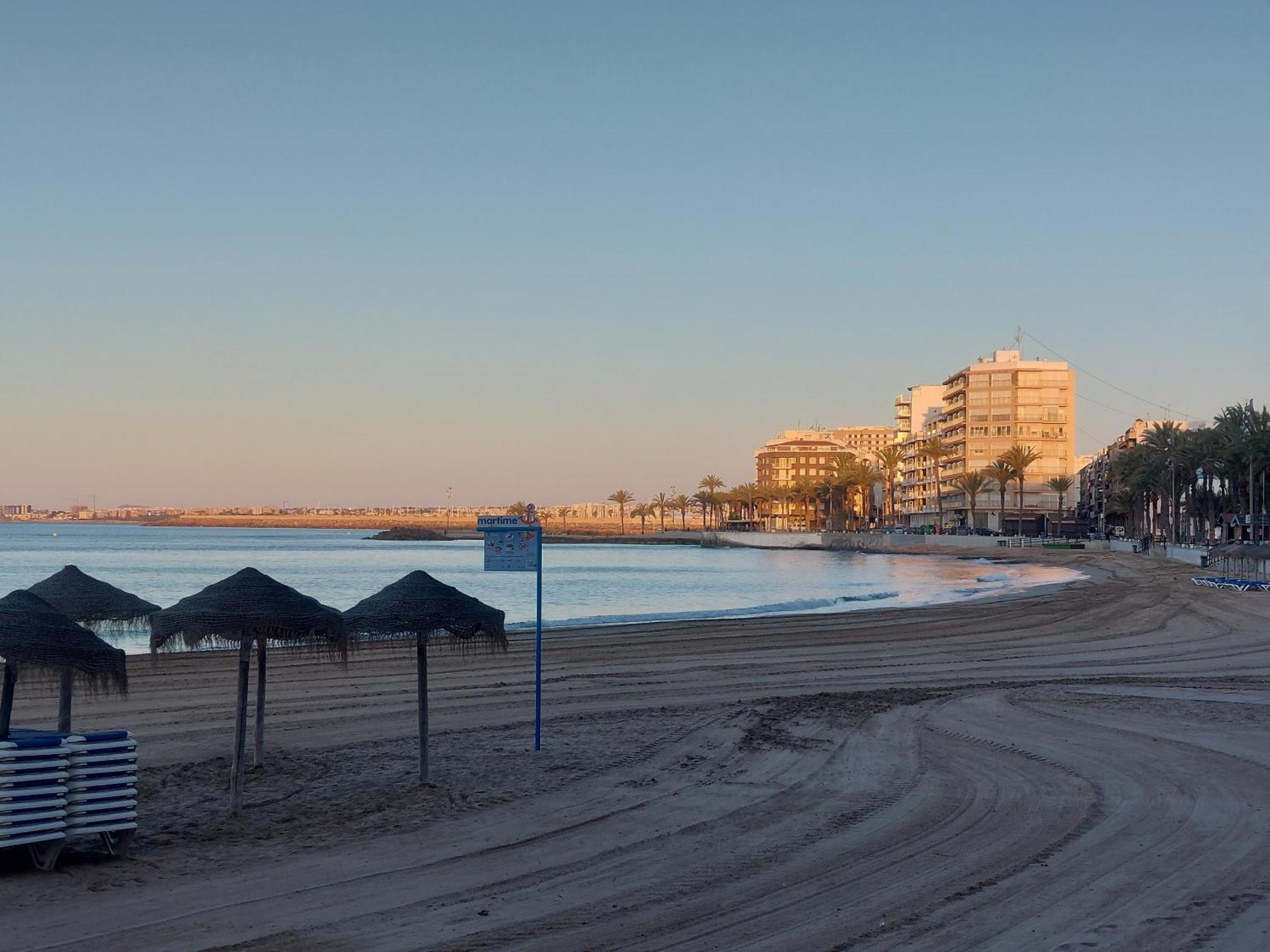 Apartamento 1A Linea Anri Torrevieja Kültér fotó