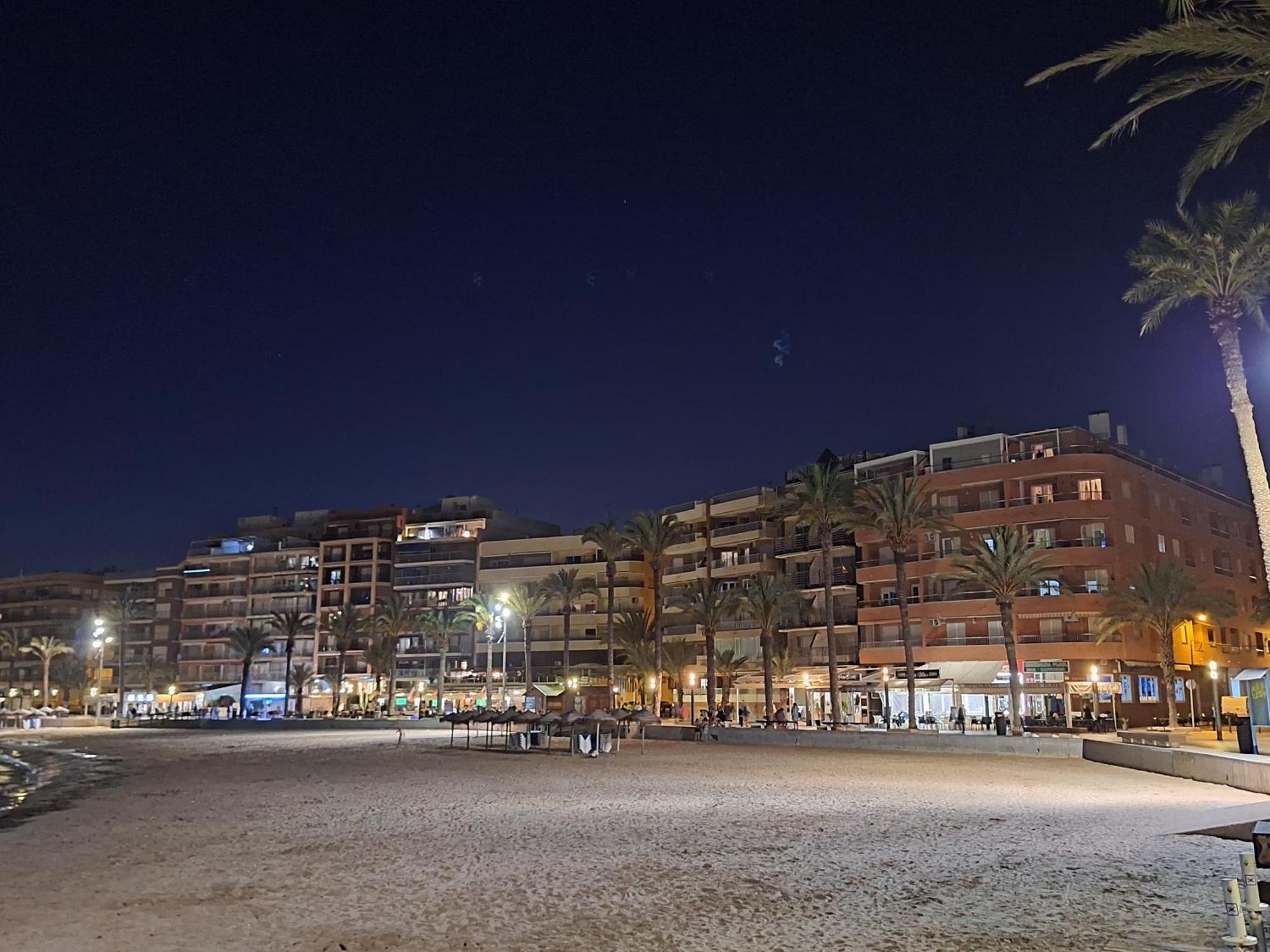 Apartamento 1A Linea Anri Torrevieja Kültér fotó