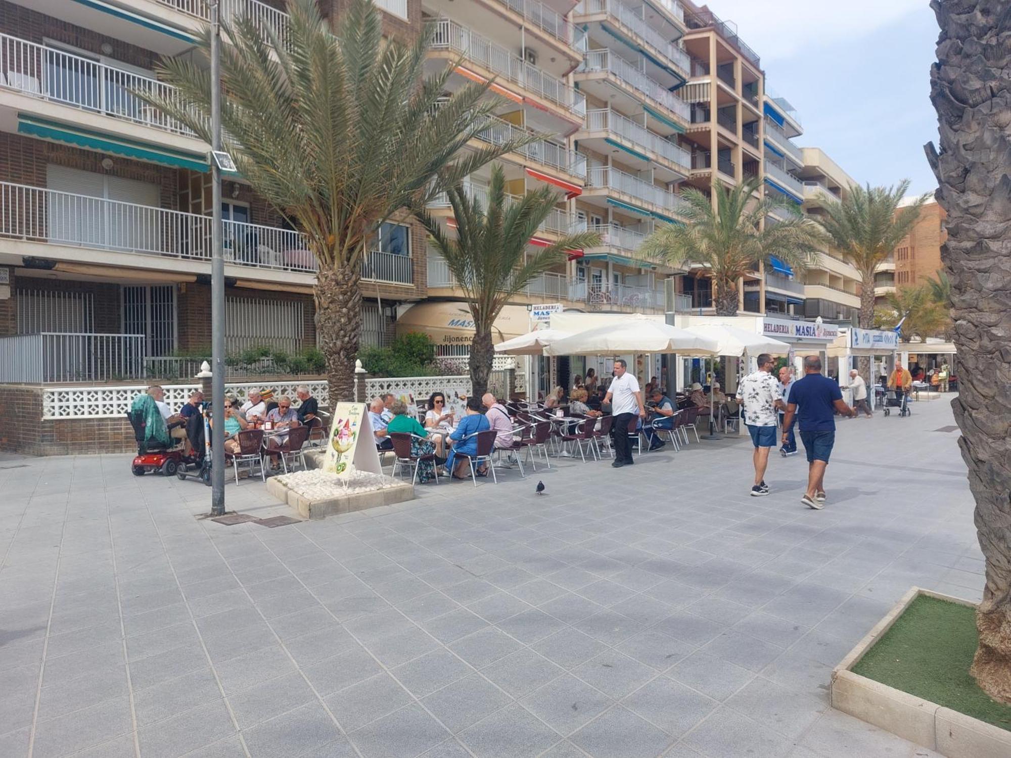 Apartamento 1A Linea Anri Torrevieja Kültér fotó